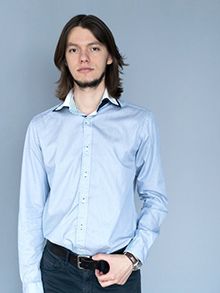 Александр Лаврентьев